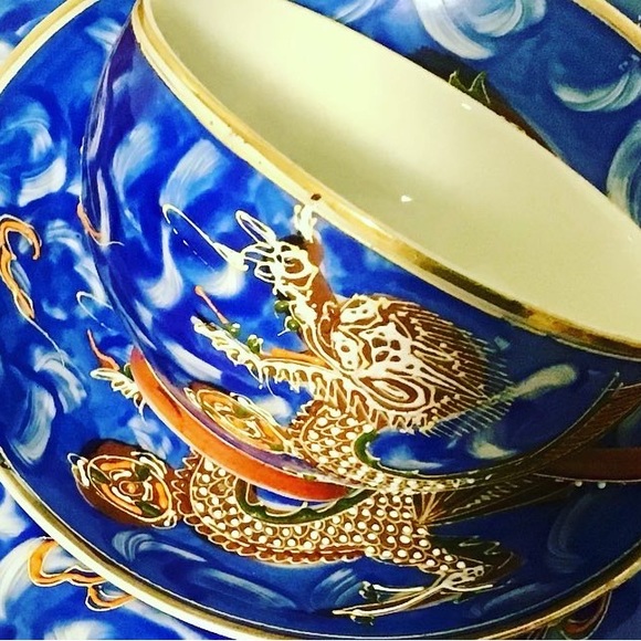 Rare Kutani Dragonware tea set with Geisha girl cups. - Picture 6 of 10